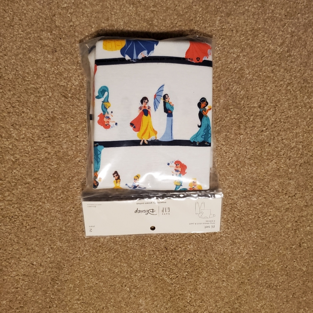 New Gap Kids Organic Cotton Disney Princess PJ Set 2 2T Pajamas Top Bottom